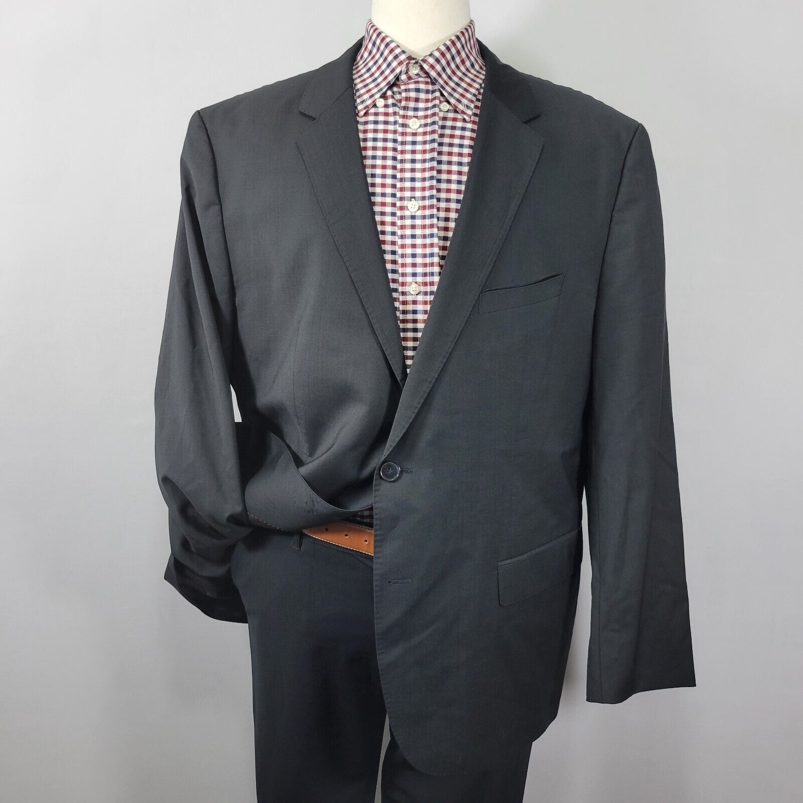 Hugo Boss Men's Sport Coat Blazer Two Button Black Wool Size 50l